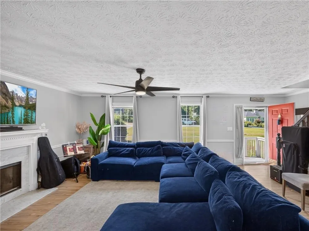 340 Boundary Tree Drive Ellenwood, GA 30294
