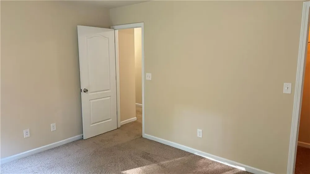 2305 Paces Estates Drive Lithia Springs, GA 30122