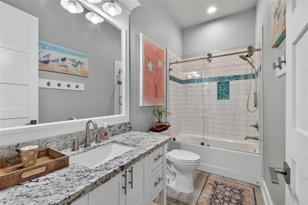 870 Kahla Drive Crystal Beach, TX 77650