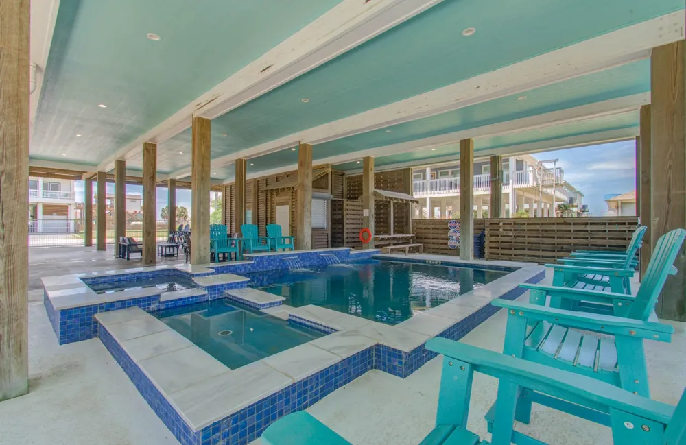 870 Kahla Drive Crystal Beach, TX 77650