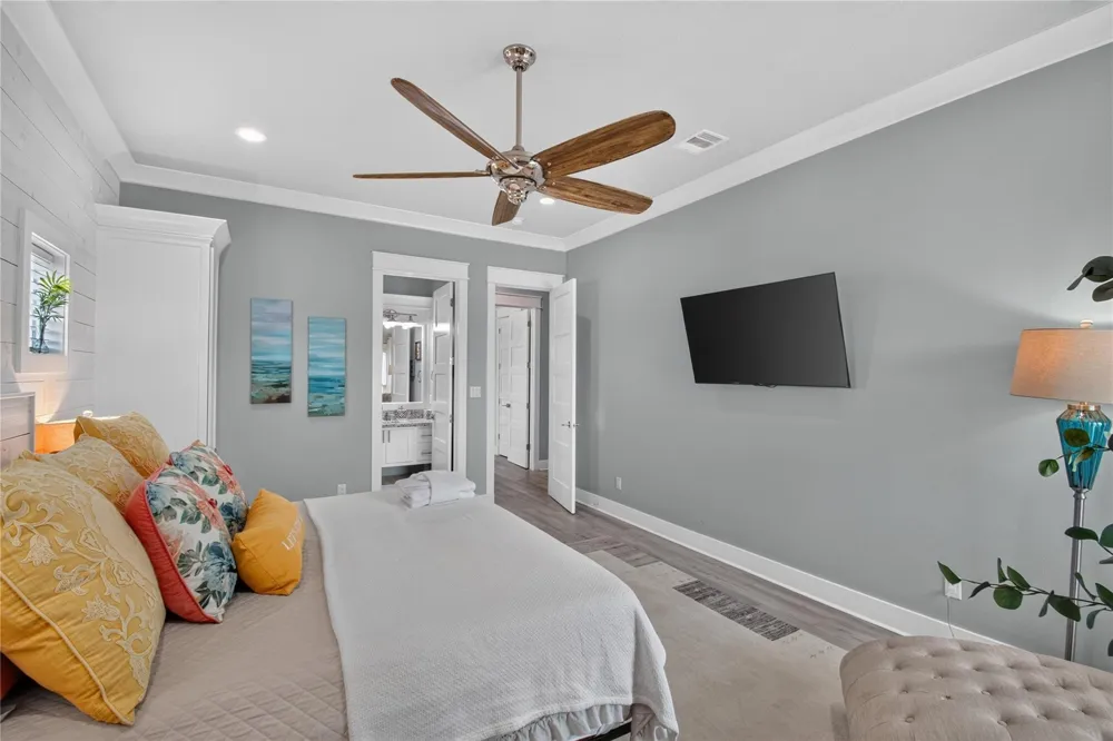 870 Kahla Drive Crystal Beach, TX 77650