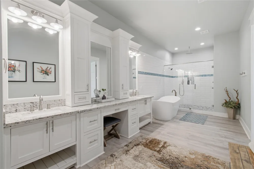 870 Kahla Drive Crystal Beach, TX 77650