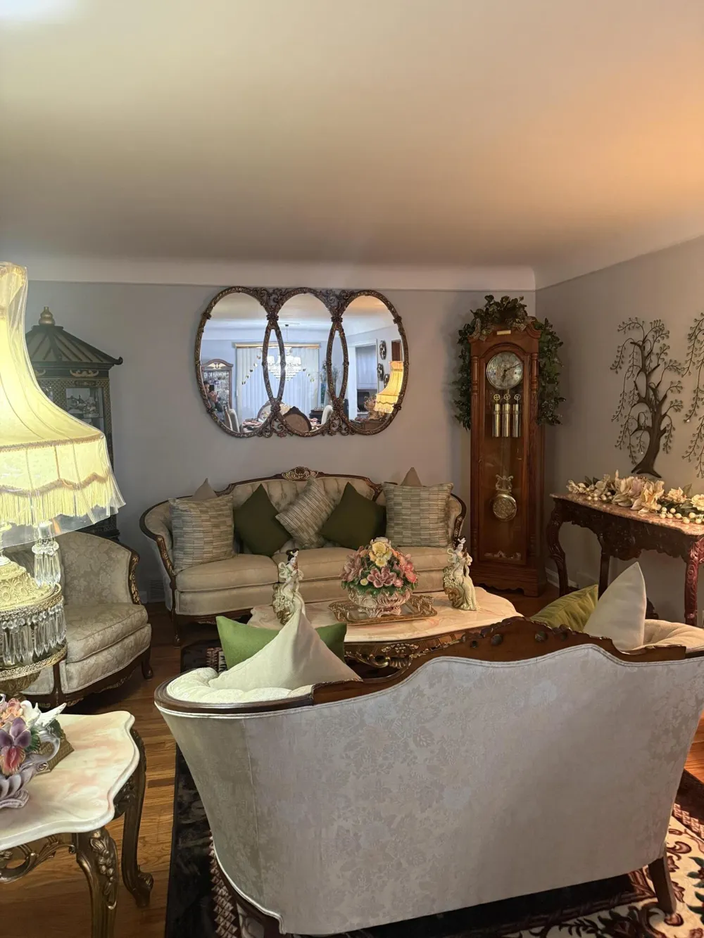 24080 Oneida Street Oak Park, MI 48237