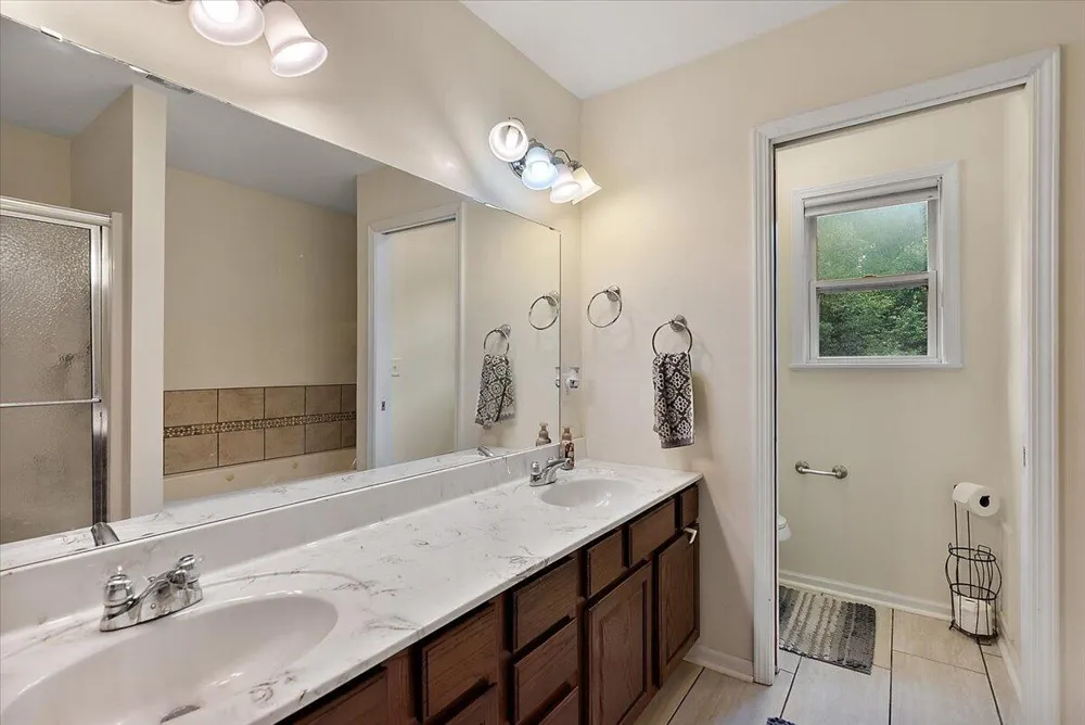 9354 Stratford Woods Trail Texas Charter Township, MI 49009