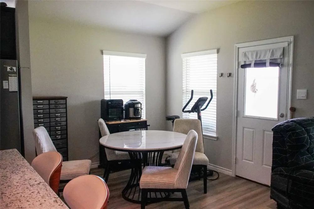 1716 Grimes Drive Brenham, TX 77833
