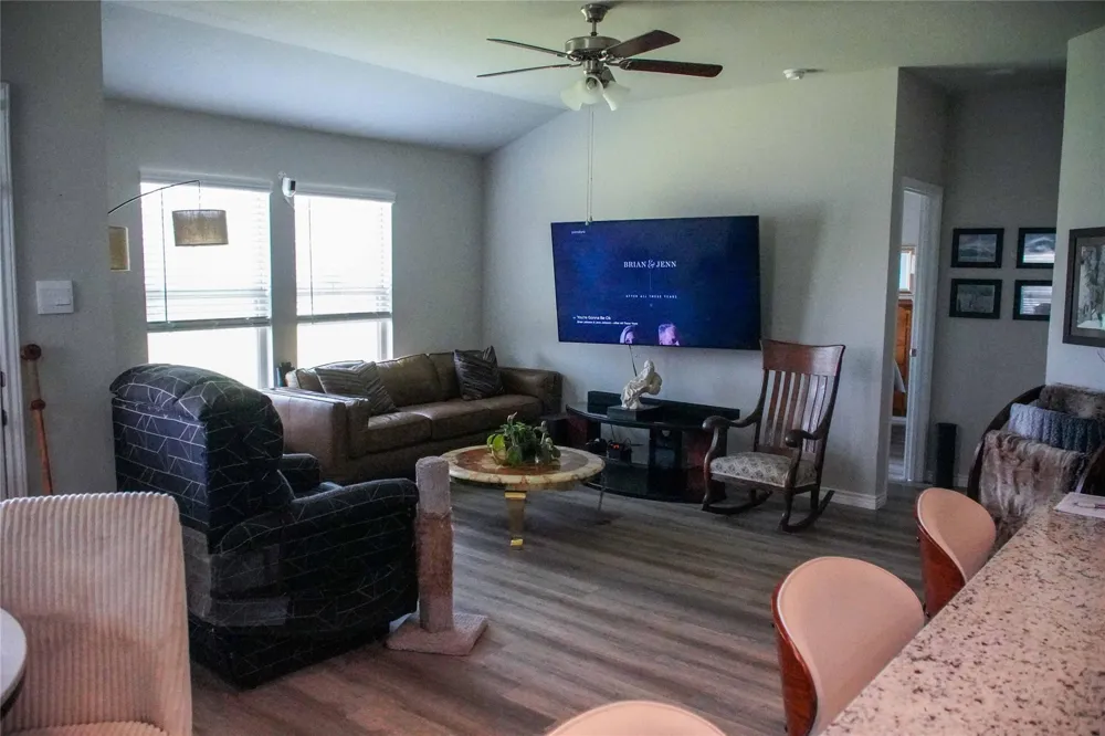 1716 Grimes Drive Brenham, TX 77833
