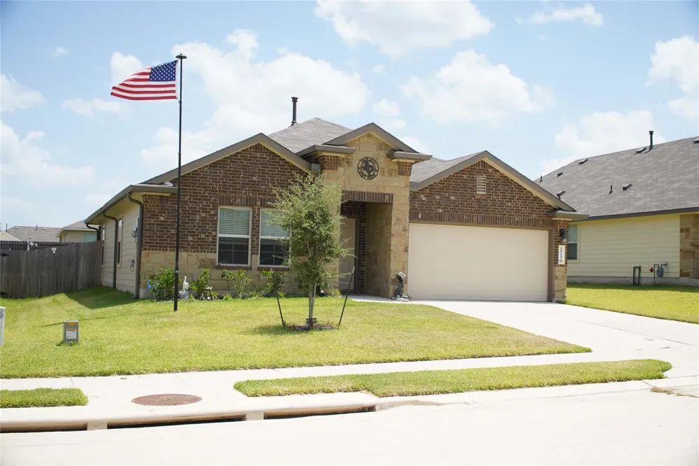 1716 Grimes Drive Brenham, TX 77833