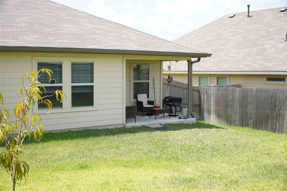 1716 Grimes Drive Brenham, TX 77833