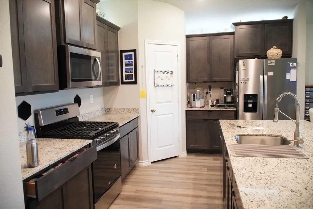 1716 Grimes Drive Brenham, TX 77833