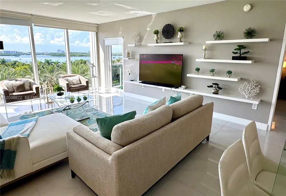 10275 Collins Ave #624 Bal Harbour, FL 33154