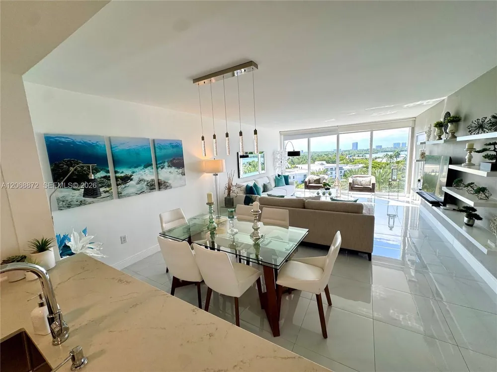 10275 Collins Ave #624 Bal Harbour, FL 33154