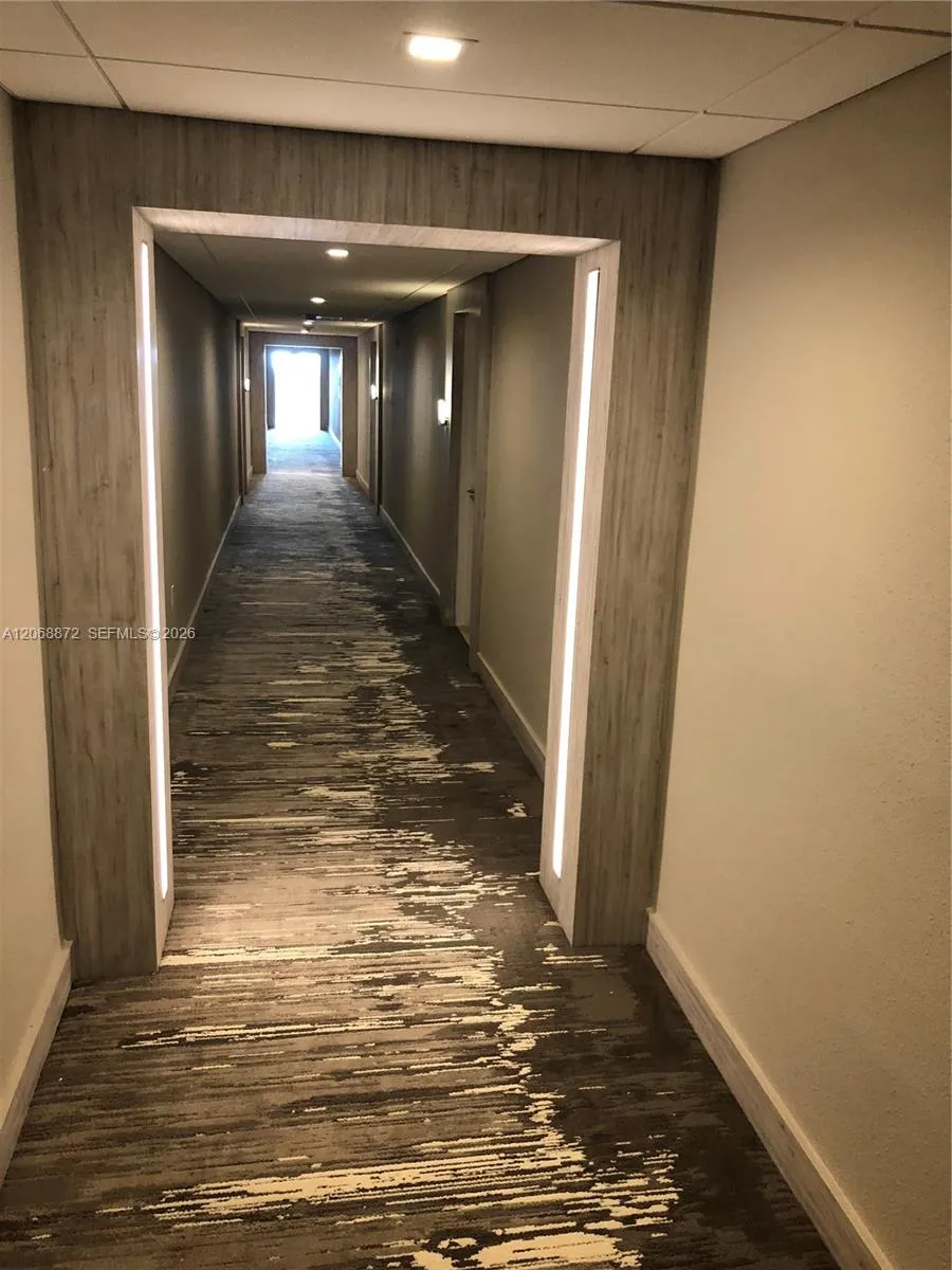 10275 Collins Ave #624 Bal Harbour, FL 33154