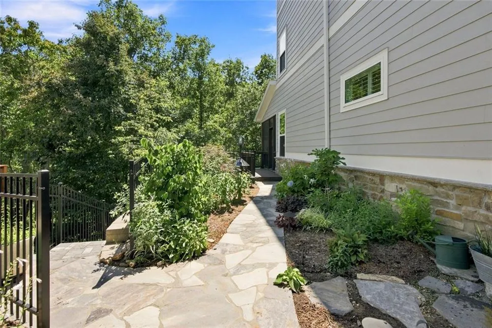 110 Sunset Peak Court Waleska, GA 30183