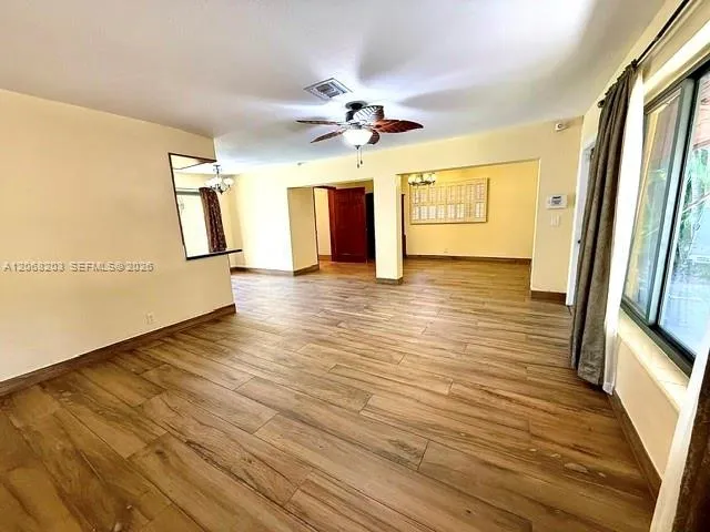 1124 NE 7th St Hallandale Beach, FL 33009