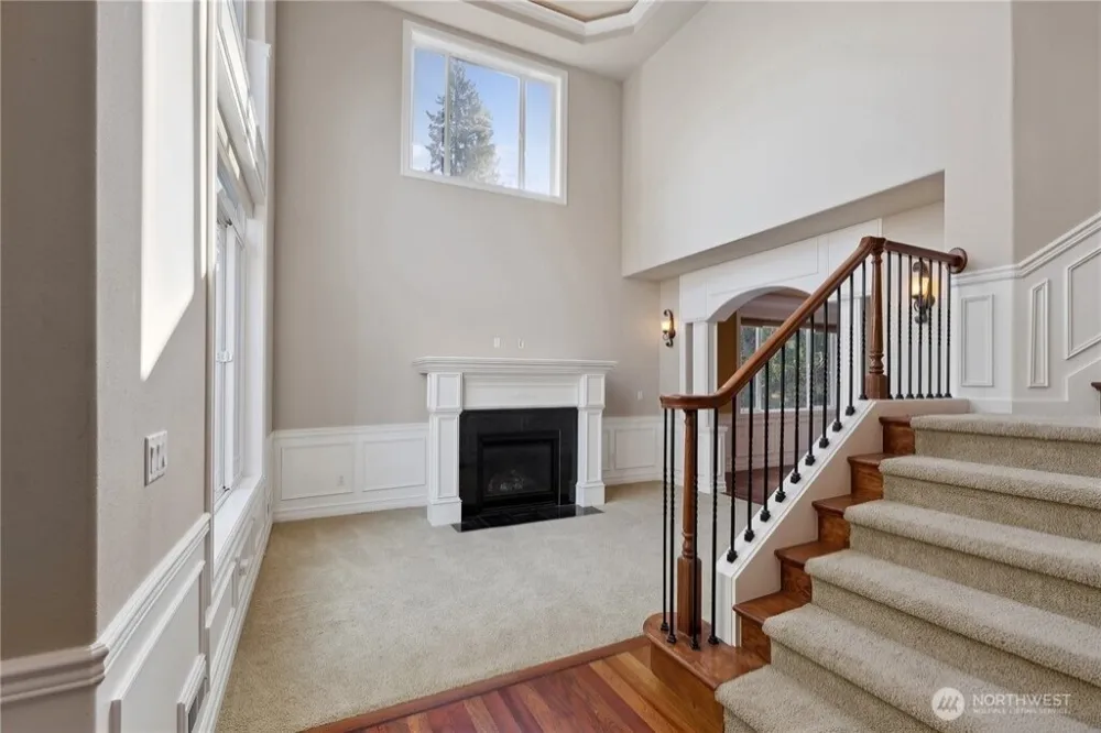 15025 SE 43rd St Bellevue, WA 98006