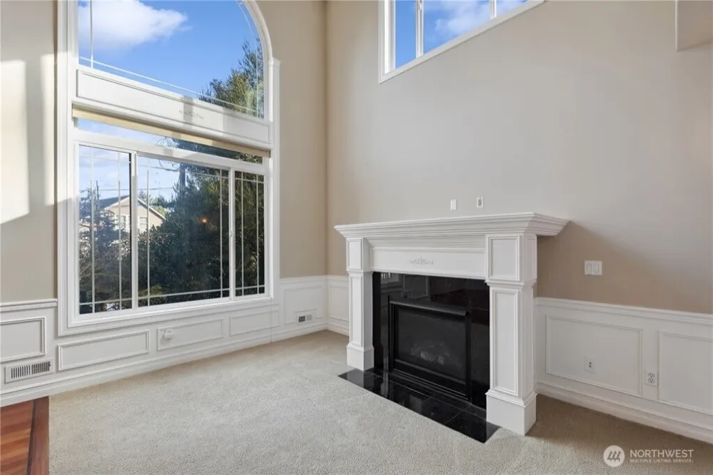 15025 SE 43rd St Bellevue, WA 98006