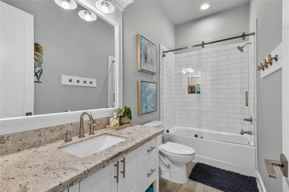 866 Kahla Drive Crystal Beach, TX 77650
