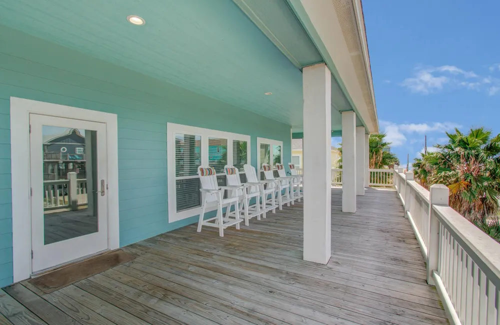 866 Kahla Drive Crystal Beach, TX 77650