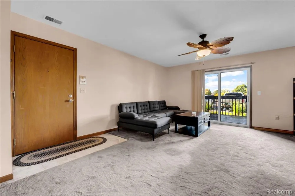 1395 Harbour Boulevard #137 Trenton City, MI 48183