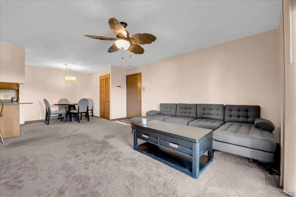 1395 Harbour Boulevard #137 Trenton City, MI 48183