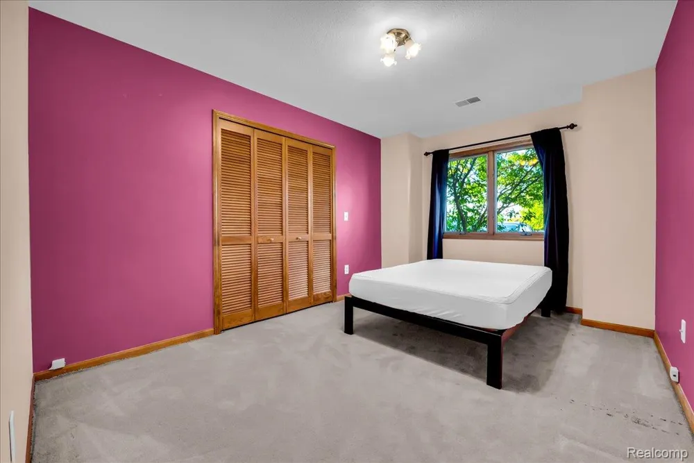 1395 Harbour Boulevard #137 Trenton City, MI 48183