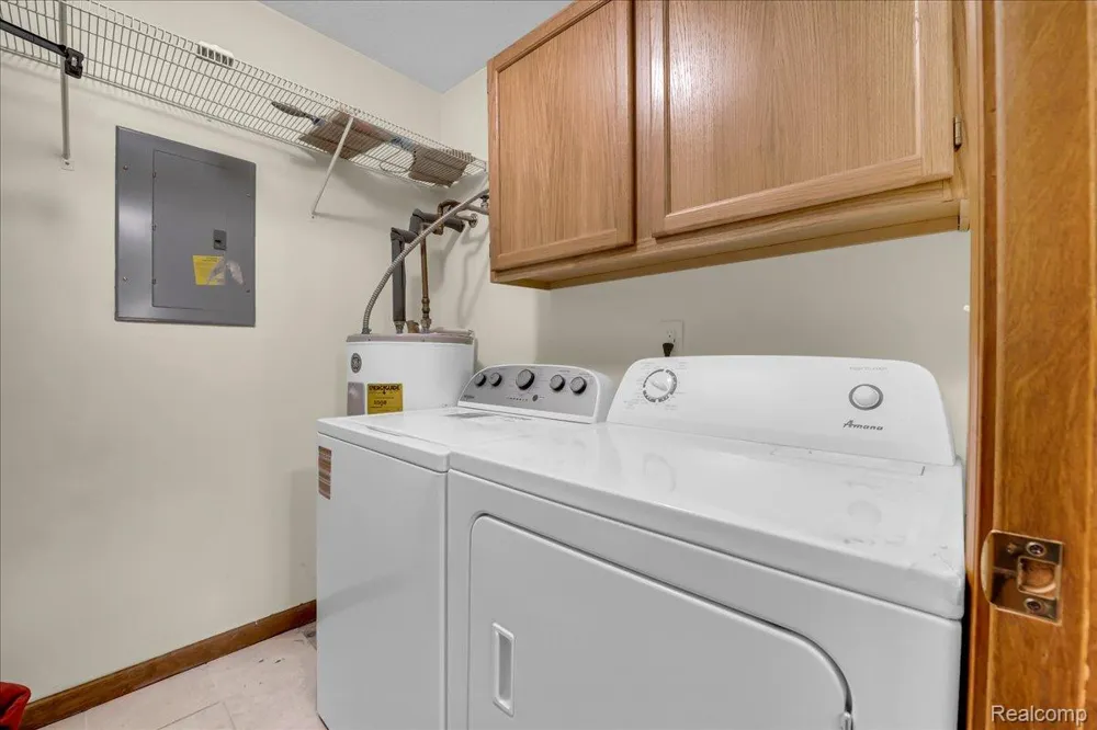 1395 Harbour Boulevard #137 Trenton City, MI 48183