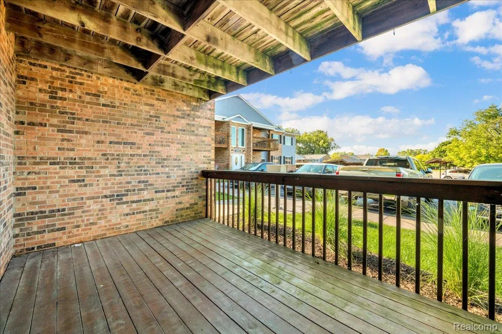 1395 Harbour Boulevard #137 Trenton City, MI 48183