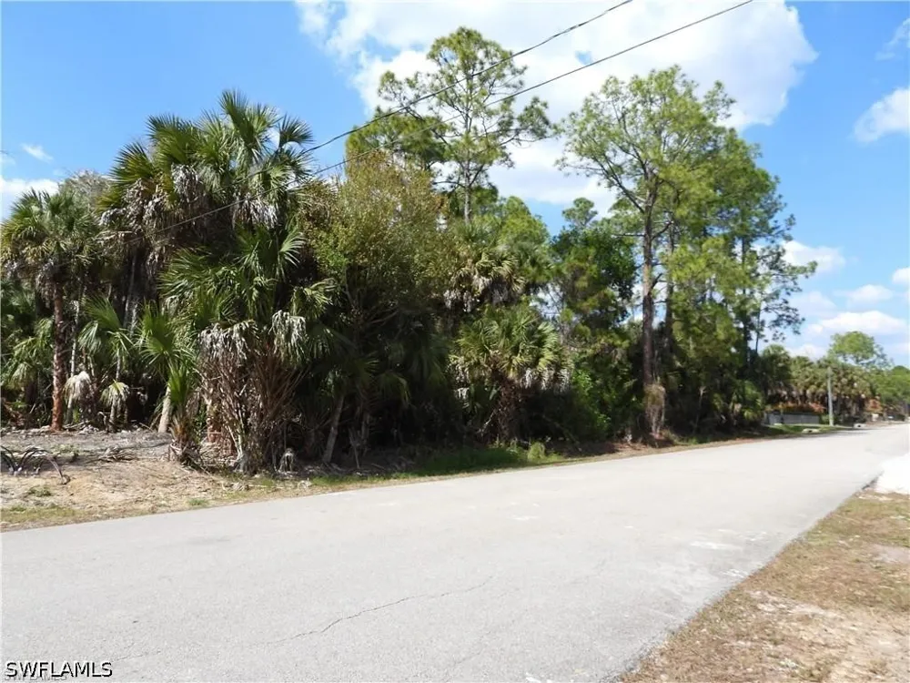 9th Street NW Naples, FL 34120
