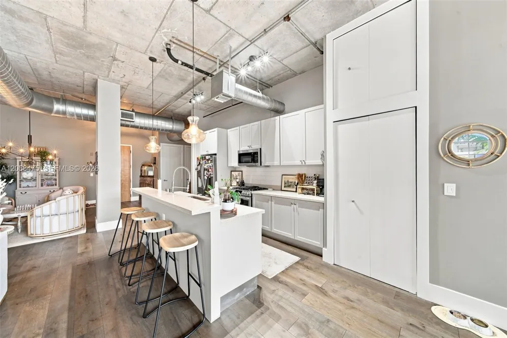 410 NW 1st Ave #202 Fort Lauderdale, FL 33301