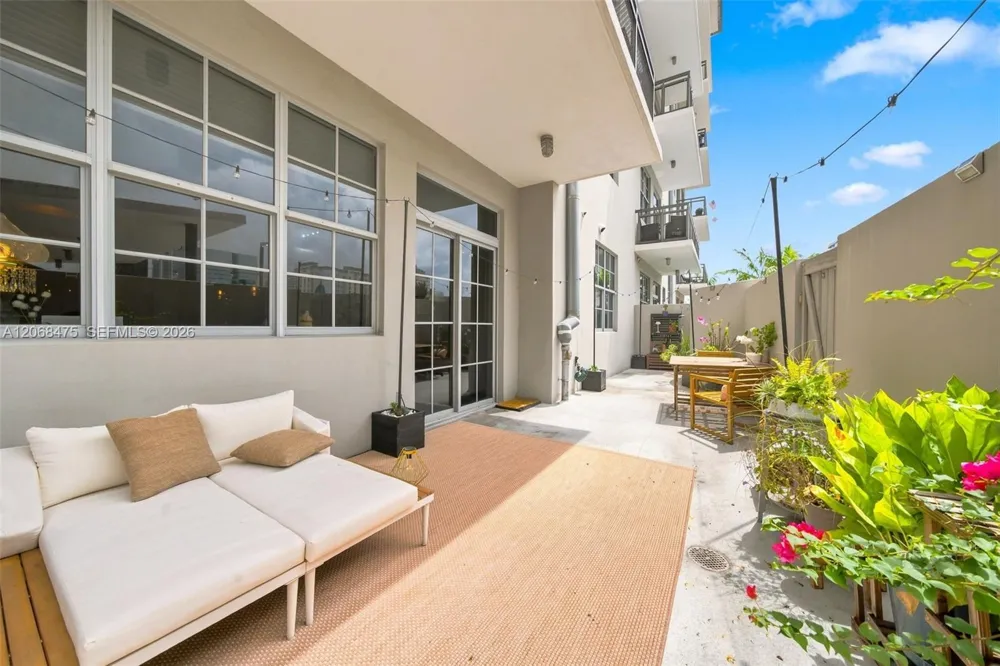 410 NW 1st Ave #202 Fort Lauderdale, FL 33301