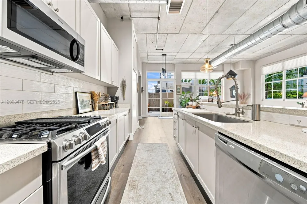 410 NW 1st Ave #202 Fort Lauderdale, FL 33301