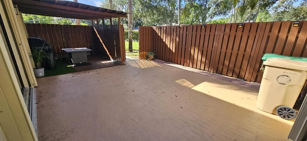 11865 SW 11th Court Davie, FL 33325