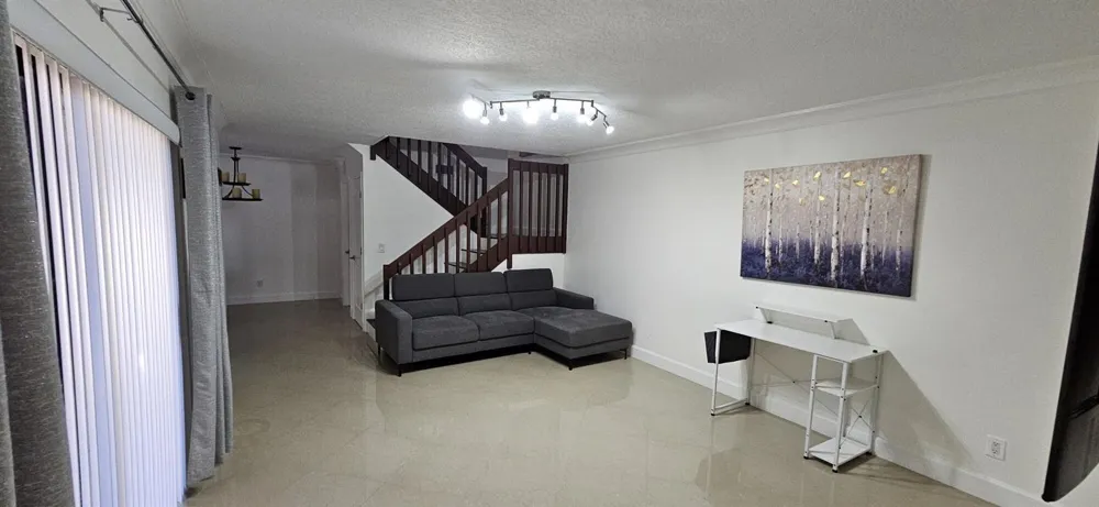 11865 SW 11th Court Davie, FL 33325
