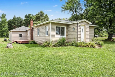 4560 Lapeer Road