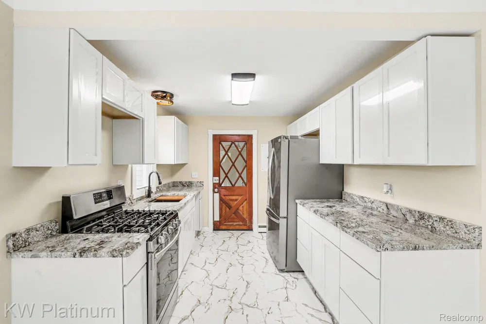 4560 Lapeer Road Kimball Township, MI 48074