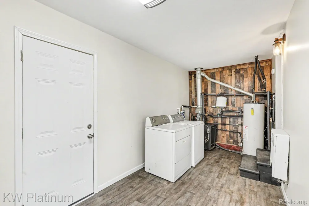 4560 Lapeer Road Kimball Township, MI 48074