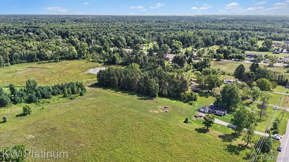 4560 Lapeer Road Kimball Township, MI 48074