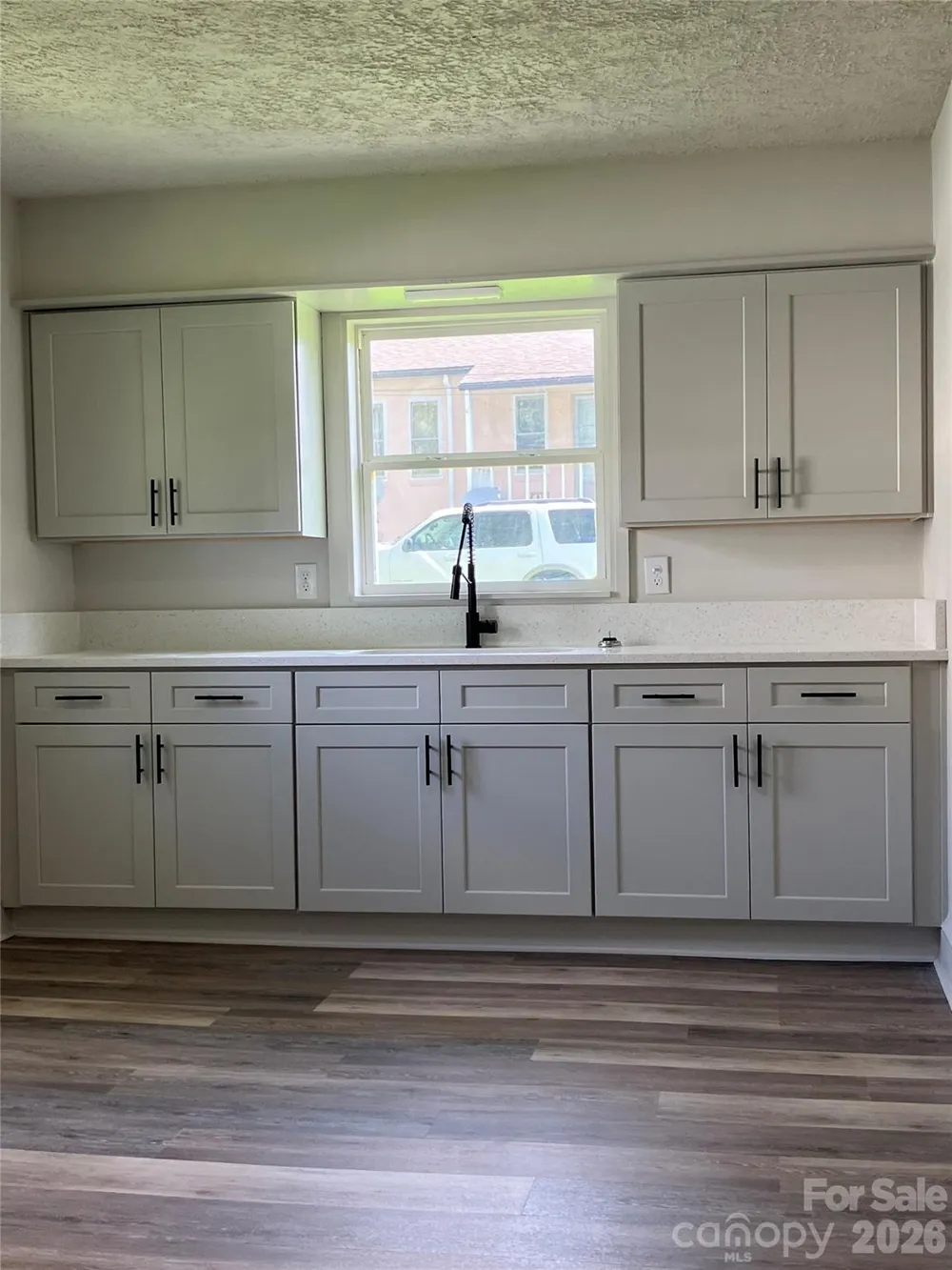 640 Hawthorne Street Hudson, NC 28638