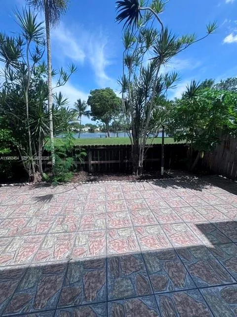 6713 SW 112th Ct Miami, FL 33173
