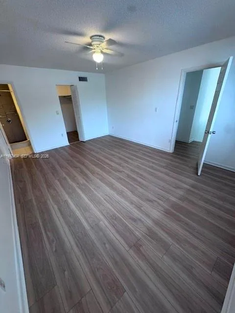 6713 SW 112th Ct Miami, FL 33173