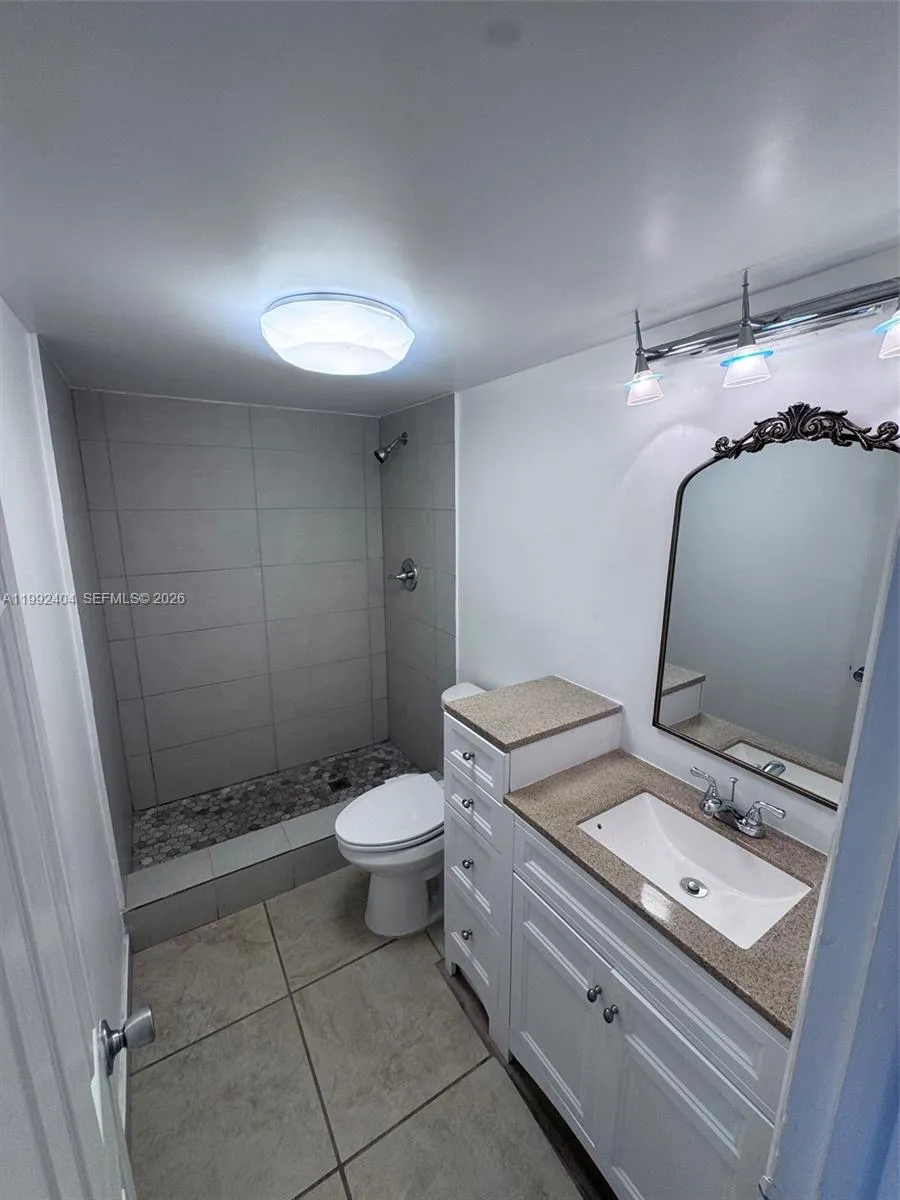 6713 SW 112th Ct Miami, FL 33173