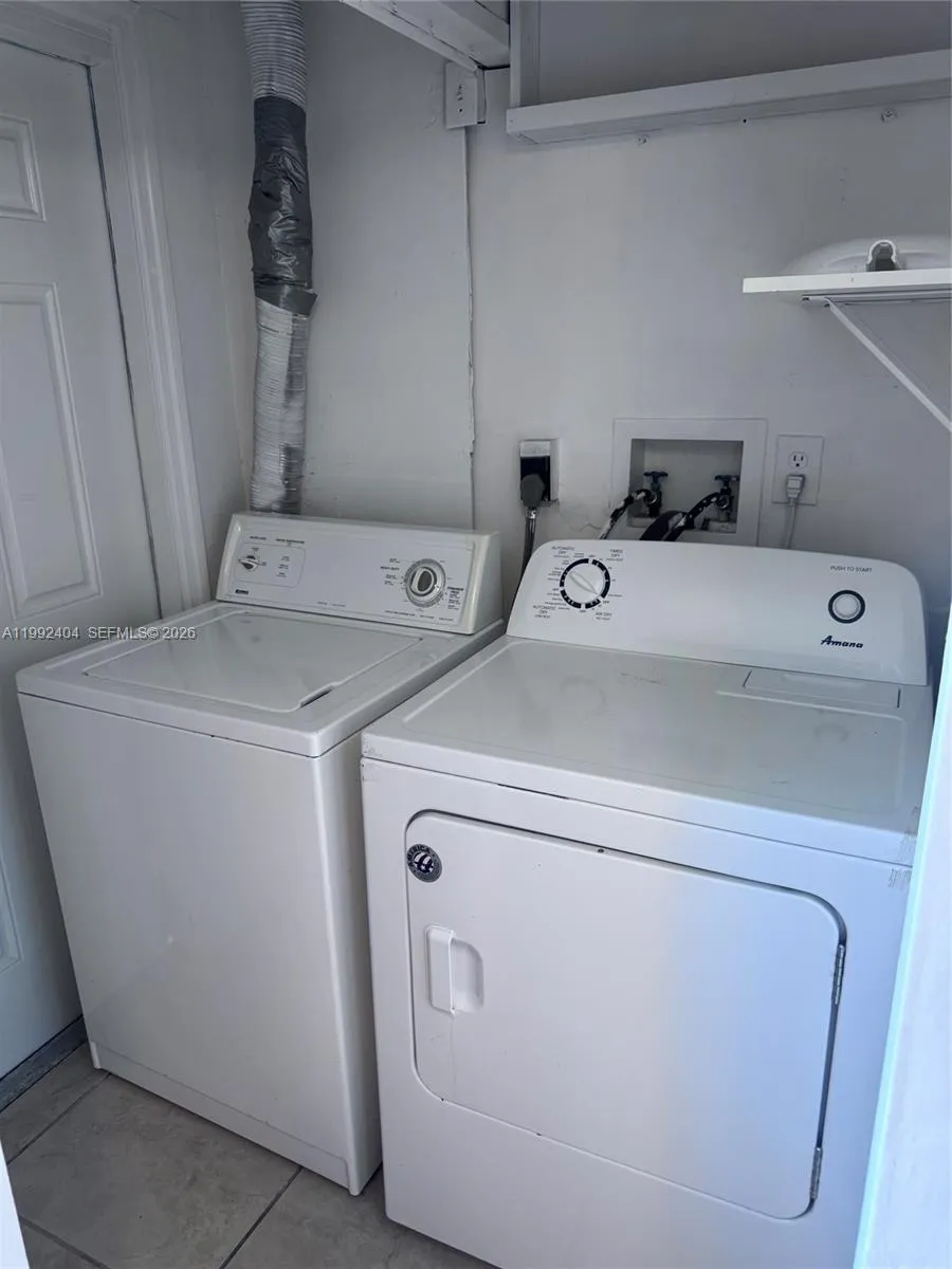 6713 SW 112th Ct Miami, FL 33173