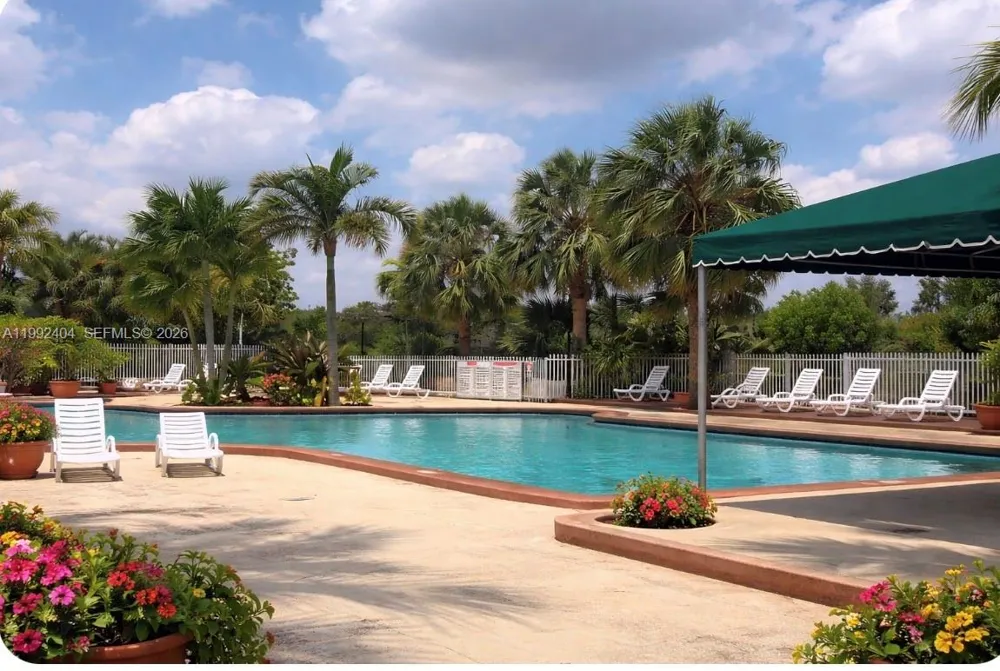 6713 SW 112th Ct Miami, FL 33173