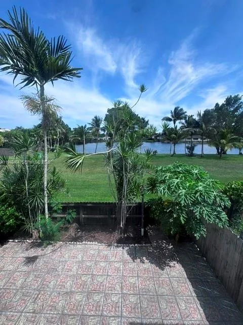 6713 SW 112th Ct Miami, FL 33173
