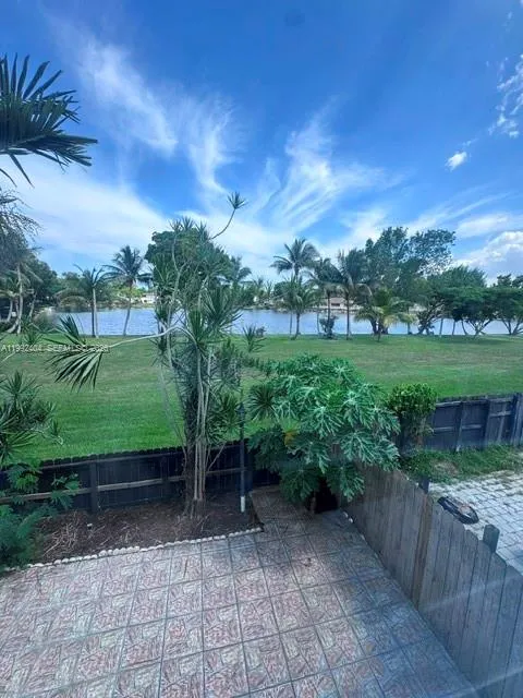 6713 SW 112th Ct Miami, FL 33173