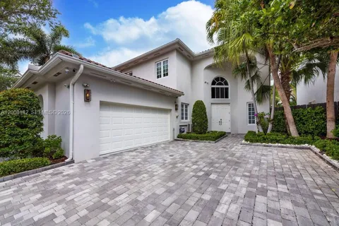 3949 194th Ln