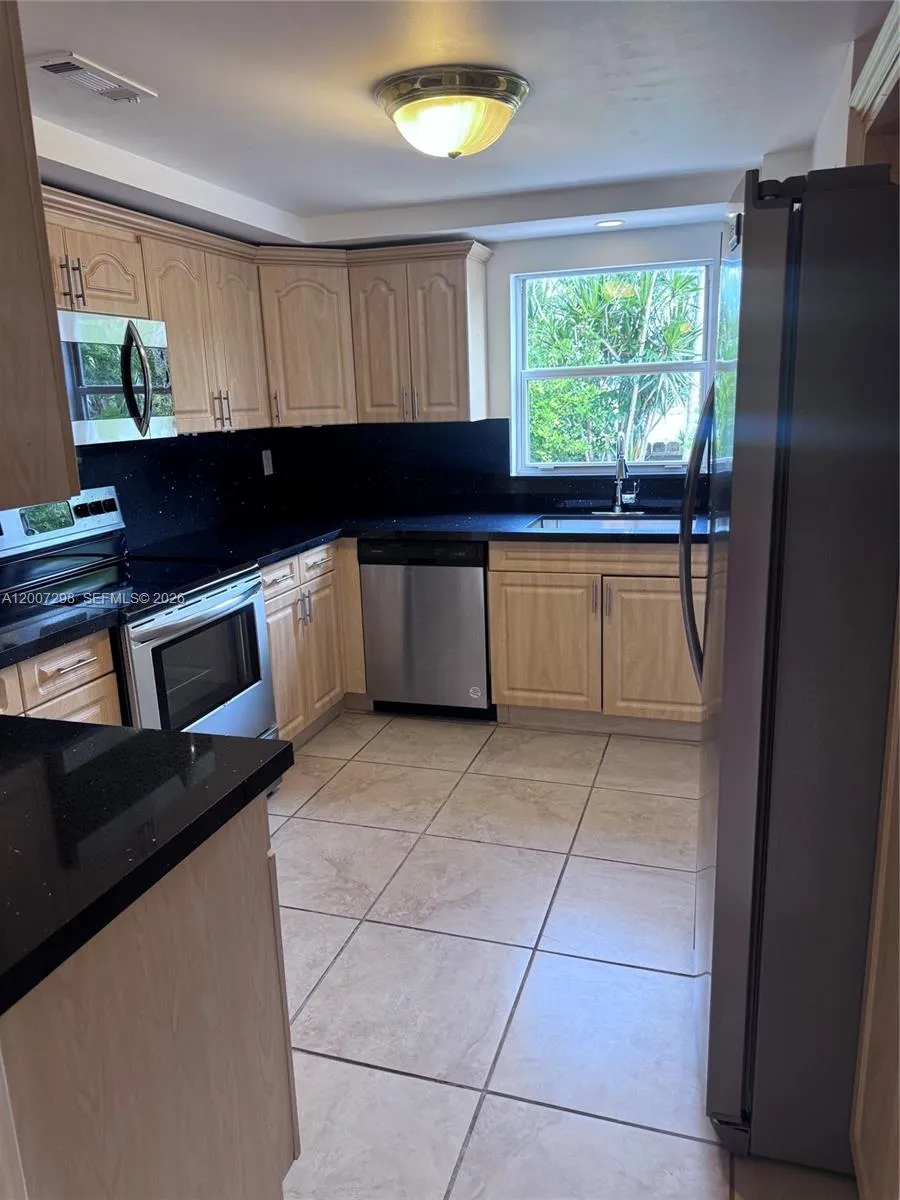 6713 SW 112th Ct #0 Miami, FL 33173