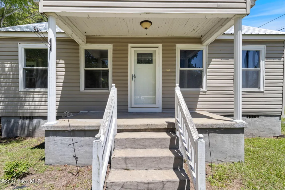 707 E Broad Street Elizabethtown, NC 28337