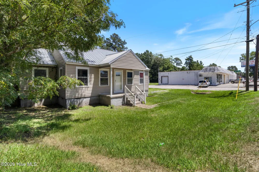 707 E Broad Street Elizabethtown, NC 28337