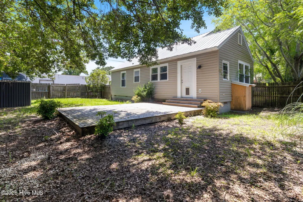 707 E Broad Street Elizabethtown, NC 28337